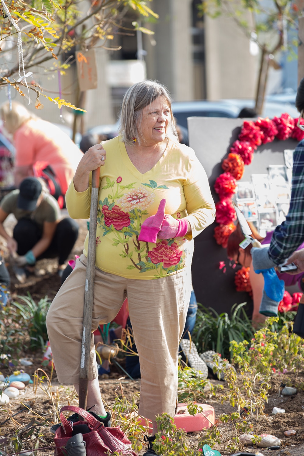 Healing Garden Memorial Las Vegas Volunteers